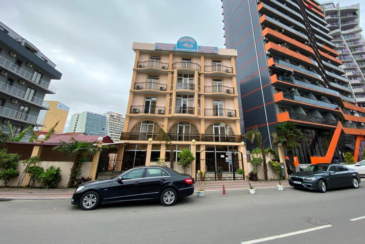 Hotel Eurasia Batumi Exteriér fotografie
