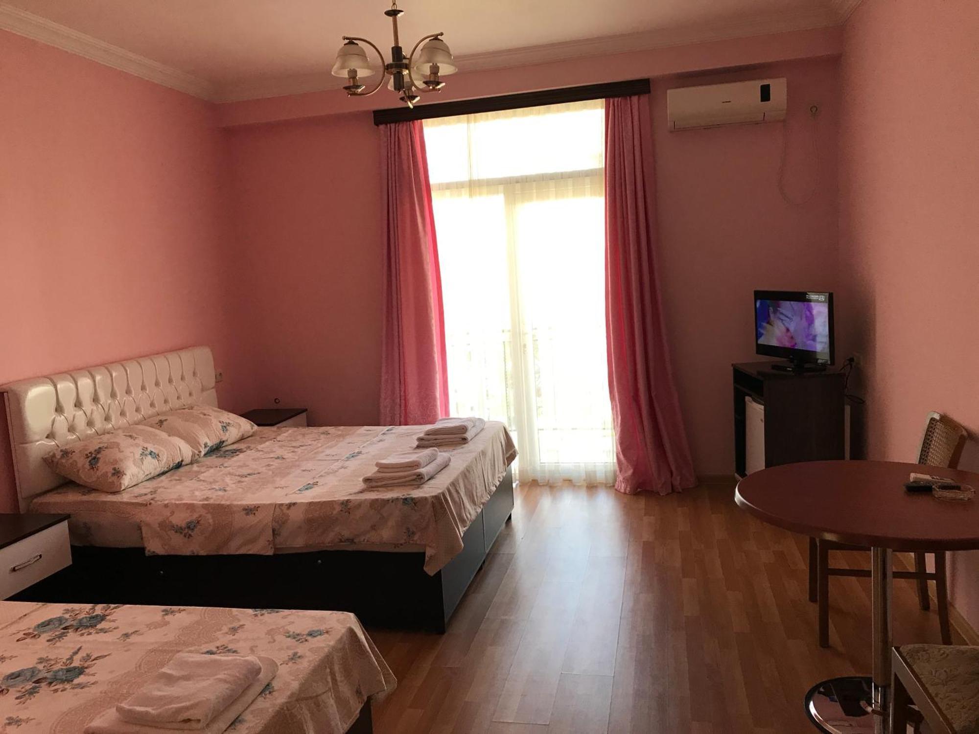 Hotel Eurasia Batumi Pokoj fotografie
